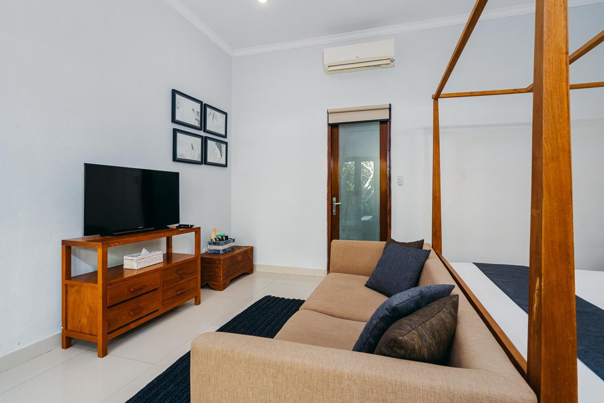 Mahayana Villa Batu Belig - Close To The Beach Canggu  Exterior photo