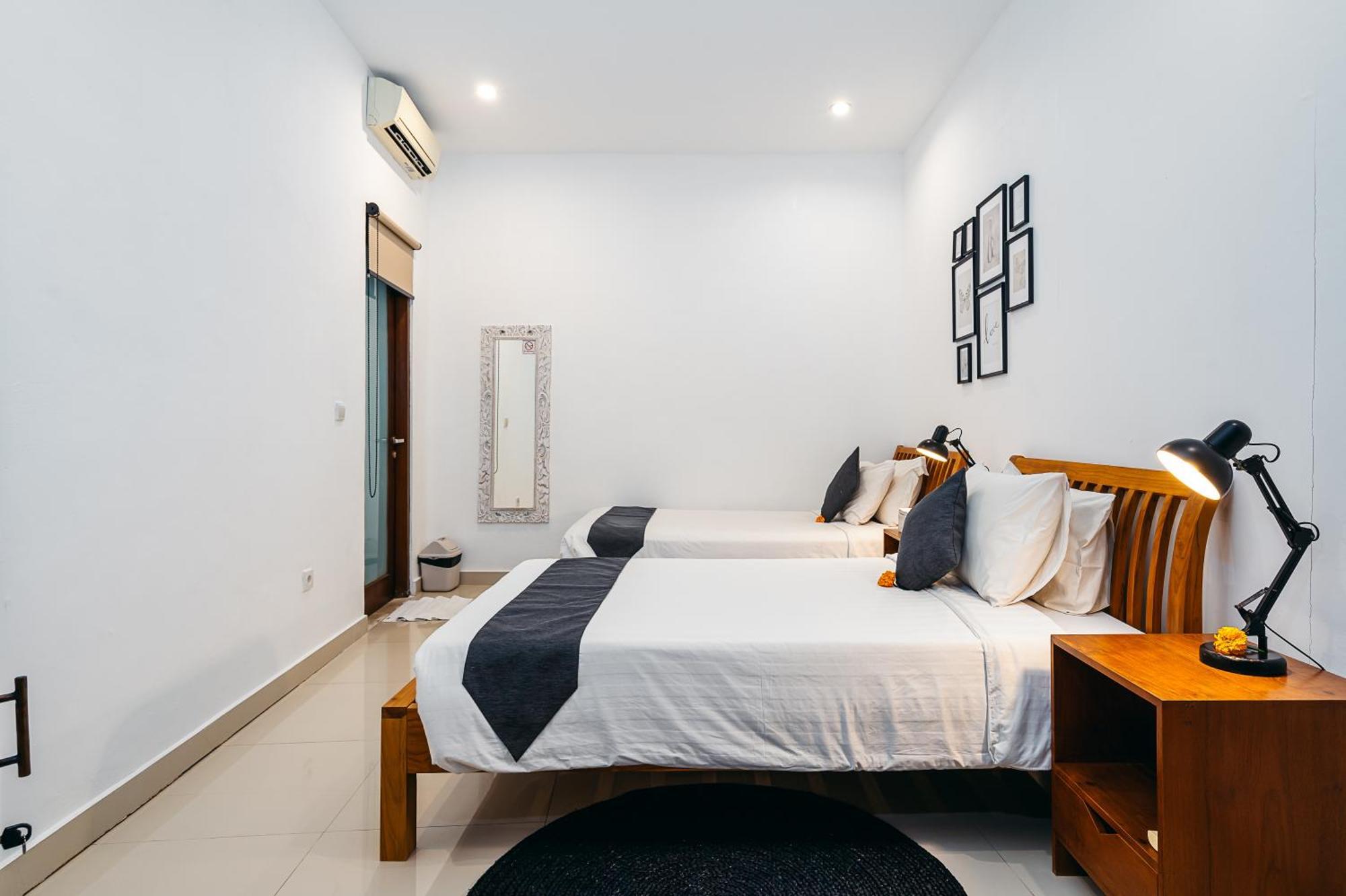 Mahayana Villa Batu Belig - Close To The Beach Canggu  Exterior photo